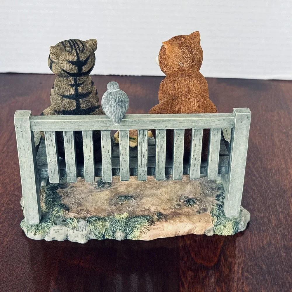 Comic & Curious Cats Linda Jane Smith THREE'S A CROWD Park Bench 2 Cats 1 Bird